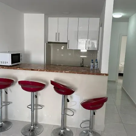 Tamasite Apartament *