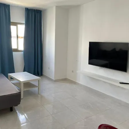 Tamasite * Пуэрто-дель-Росарио